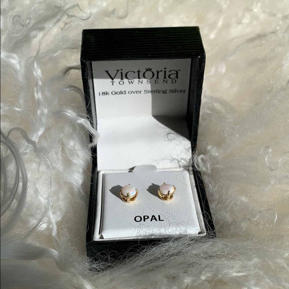 Victoria Townsend 18k/silver Opal stud earrings